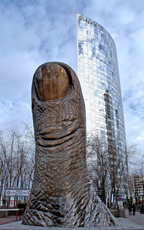 Пальцем в небо