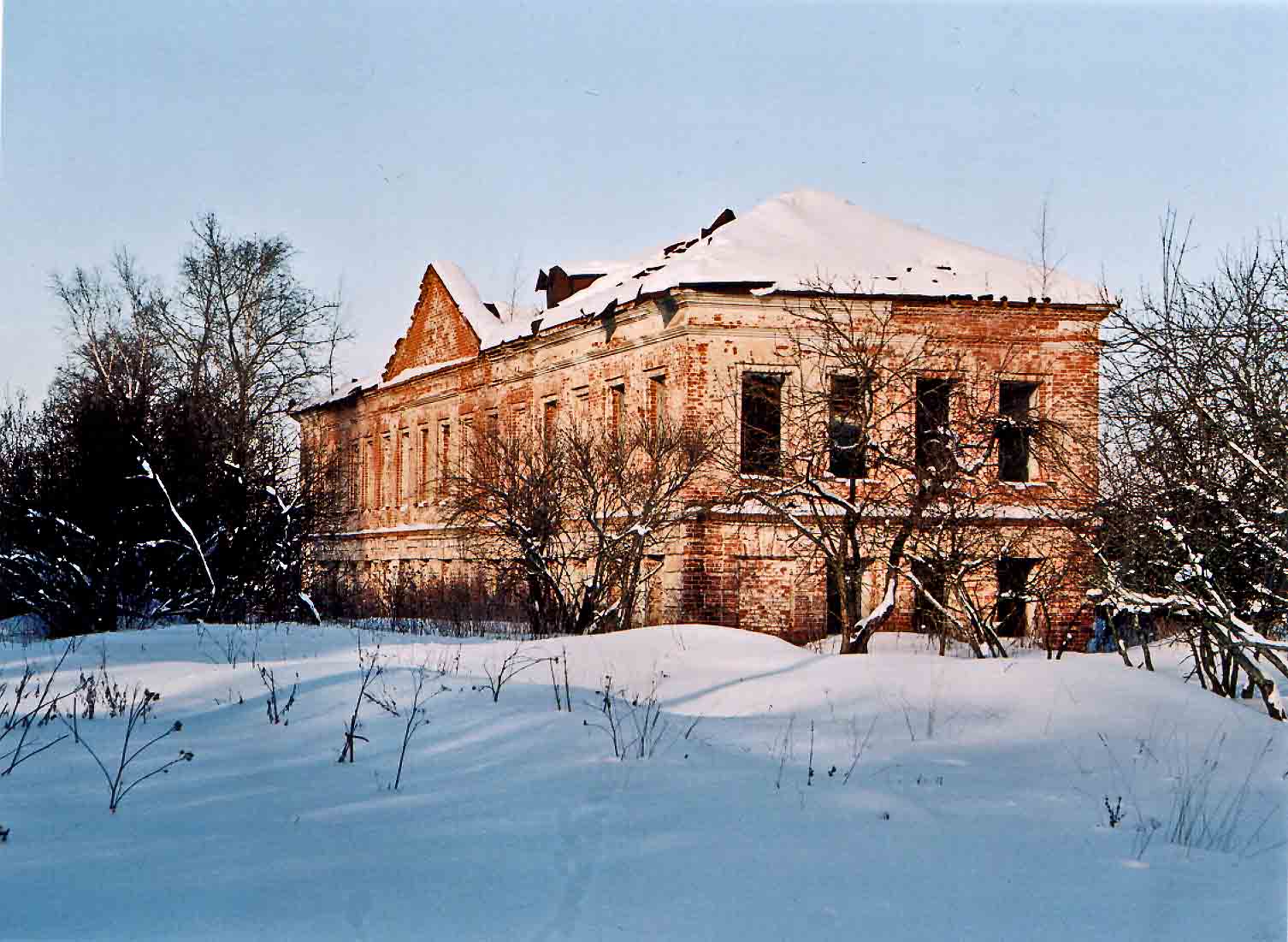 дом