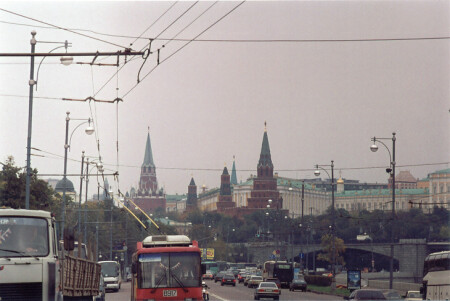 Москва с серым небом