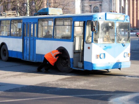 водитель за штурвалом