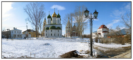 Ранняя весна в захолустье на кремлёвской улице... (продолжение)