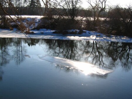 На речке на речке!