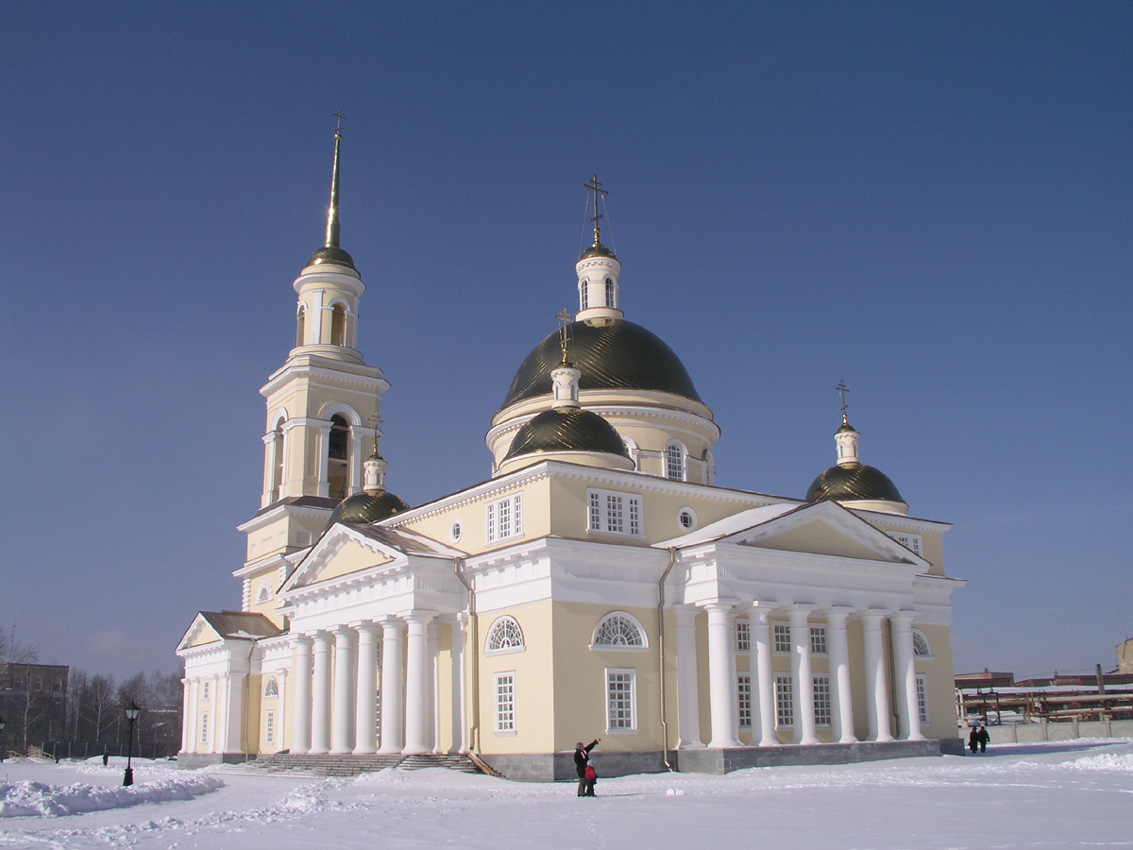 Храм