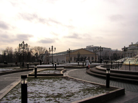 по кругу
