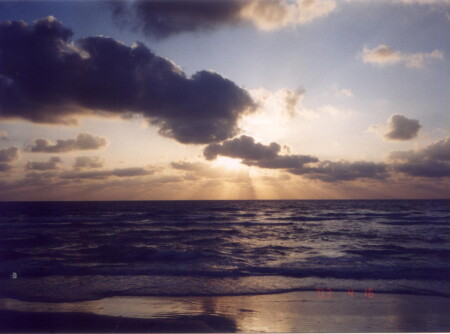 На закате дня..