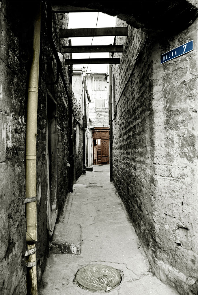 &quot;Alleyway&quot; 6