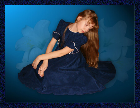 Alice in dark blue