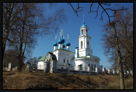 Храм