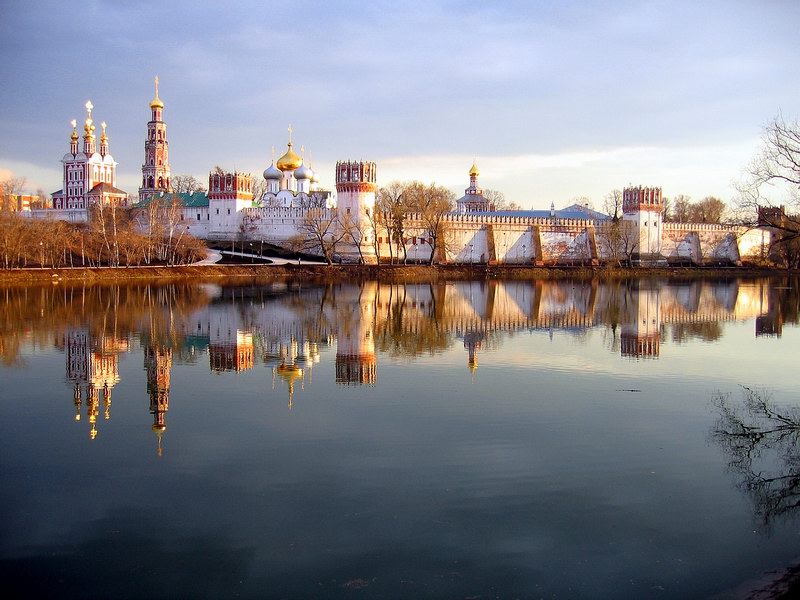 Волшебный Мир из серии &quot;Все храмы Москвы&quot;