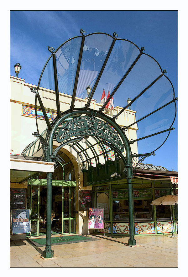 Cafe de Paris.