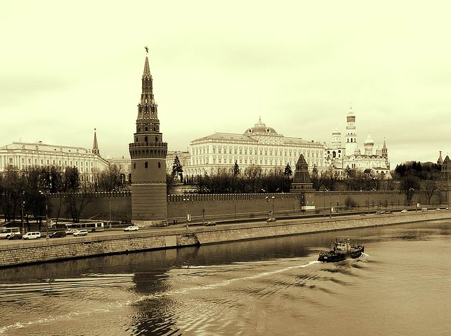 С моста
