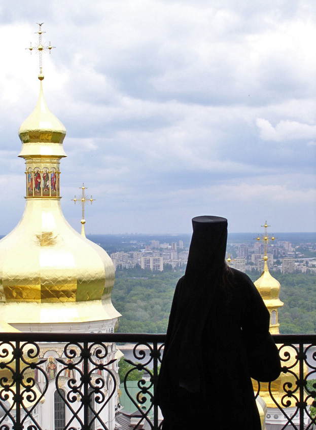 О чем думаешь, отец?