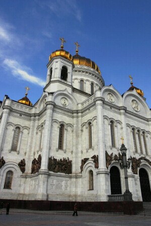 Храм
