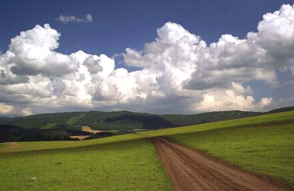 Дорога под облаками