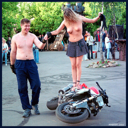 слезайте мадам, мы приехали....