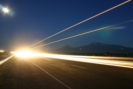 Ночная дорога под Ковчегом