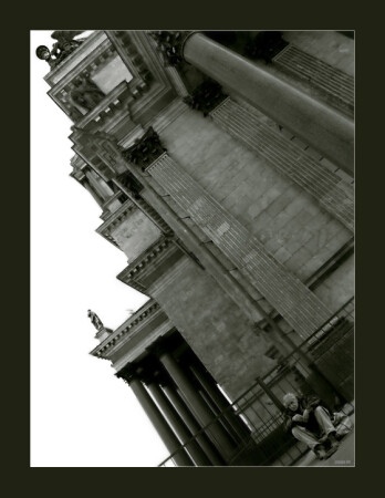 Ничтожество [Кундера. Записки о Петербурге].