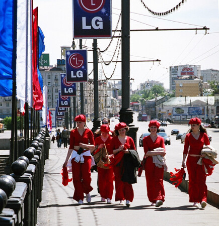The Lady's in red