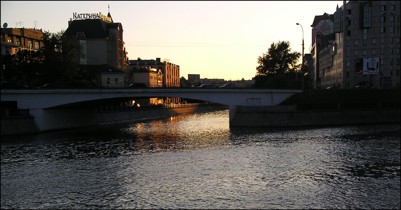 Закат на Москва-реке