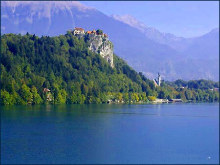 Na oziornuyu glad' gliadia...