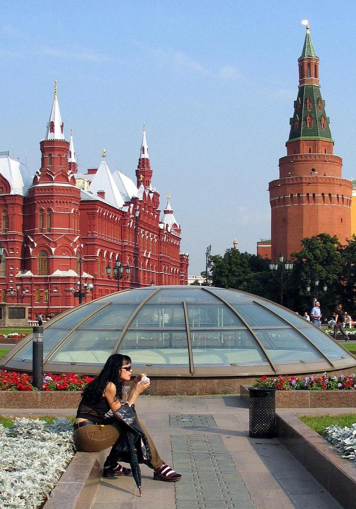 Манеж
