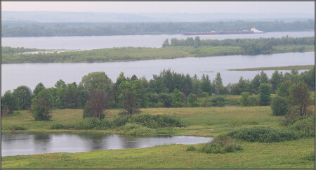 Моросит дождь...