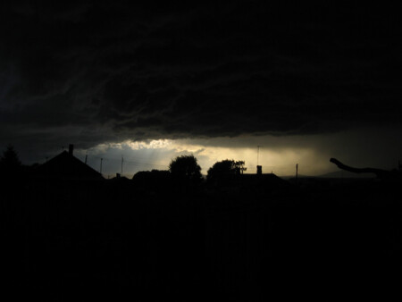 Темнота наступает часть вторая