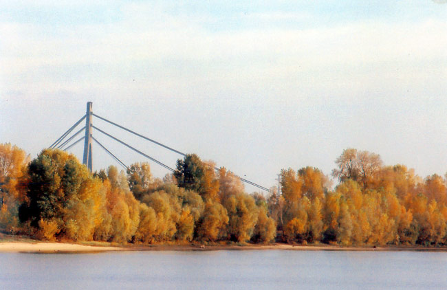 Киев. Московский мост. Осень