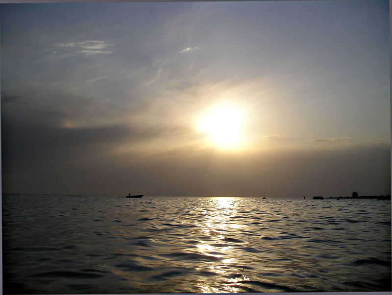 Море