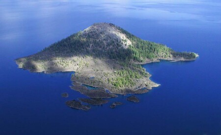 Crater Lake, Oregon. Wizard Island