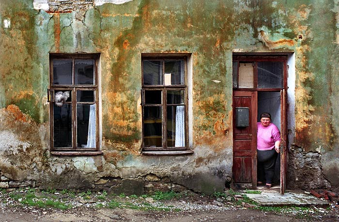 Иди, пожалуй на любовь.