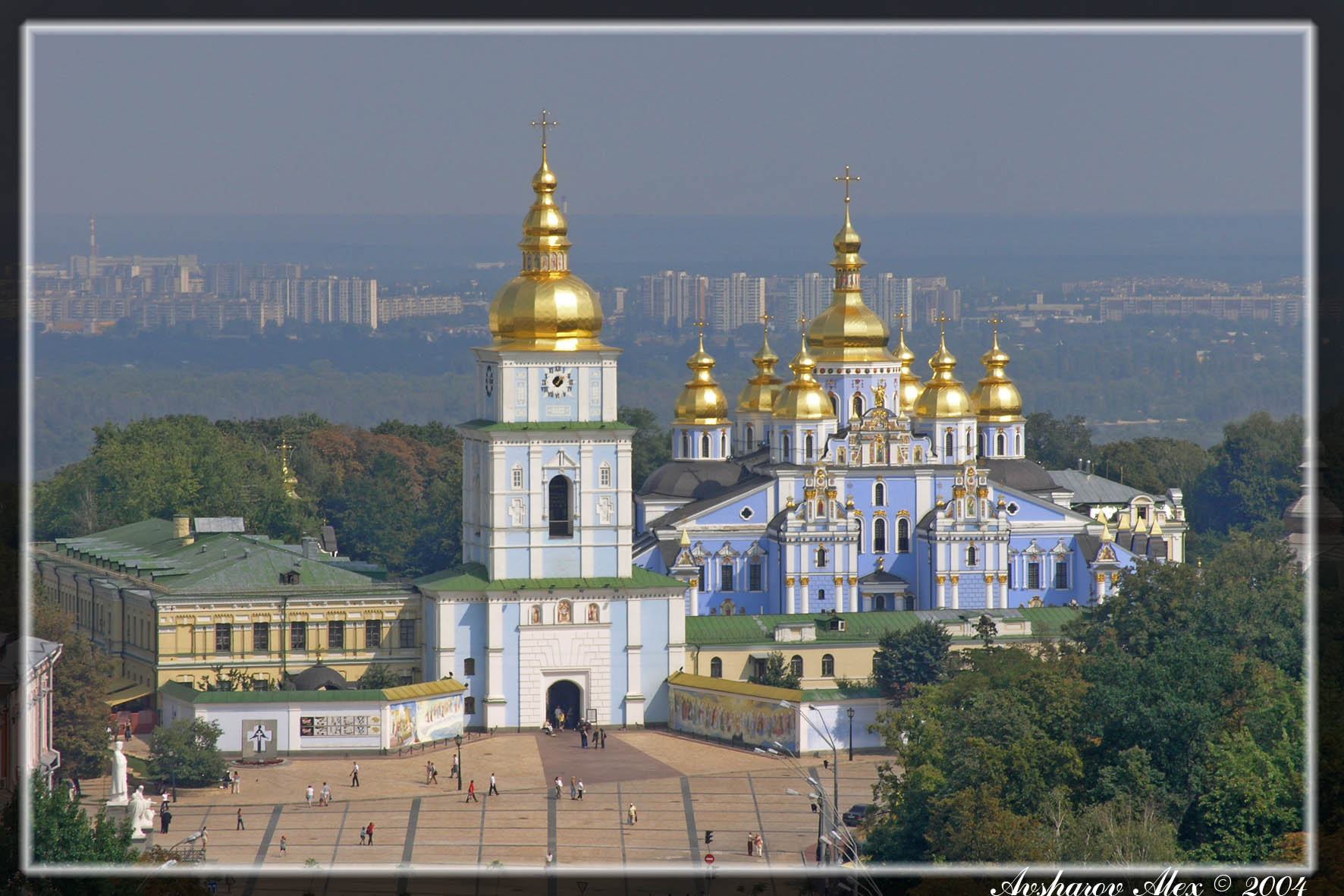 Михайловский Монастырь