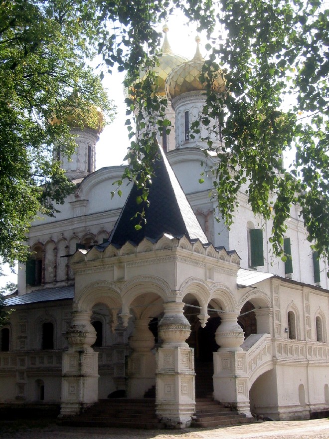 Колыбель дома Романовых. Ипатиевский монастырь.Троицкий Храм.