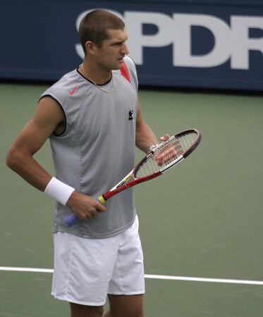 Max Mirniy