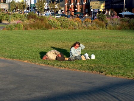 Я на солнышке лежу