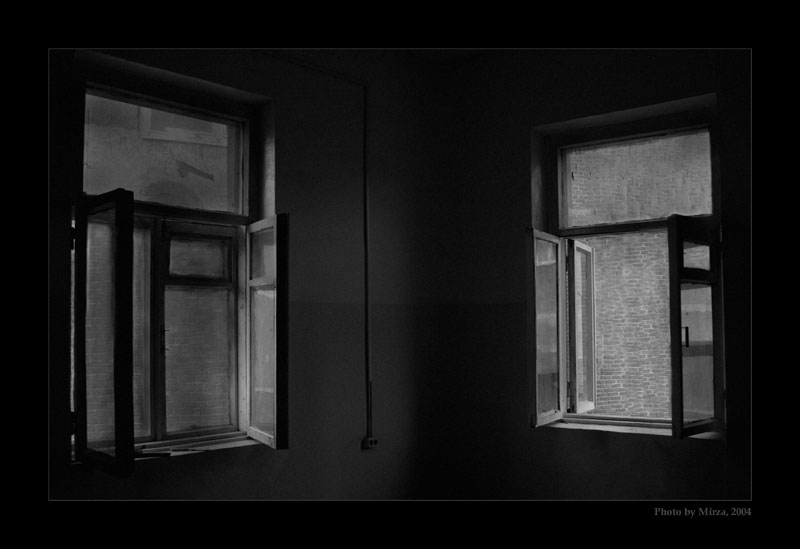 WINDOWS