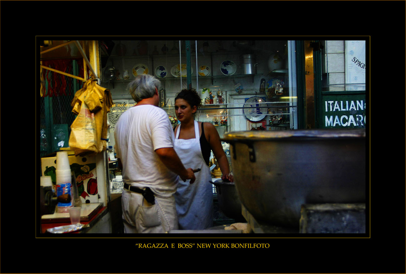 &quot;RAGAZZA E BOSS&quot; LITTLE ITALY NEW YORK