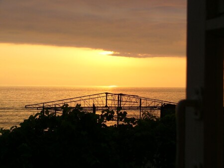 Закат в Гагре