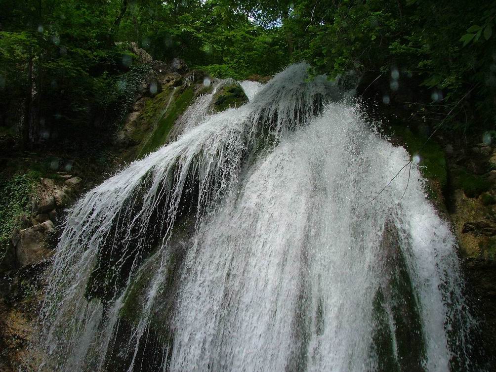 Водопад Джур - Джур