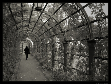 Уходи, уходи [200-ая]