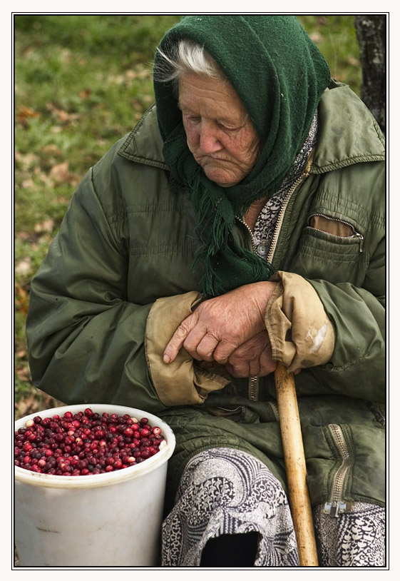 Баба Нюра и её предполагаемые 7 у.е.