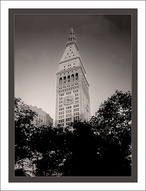 Metropolitan Life Tower.