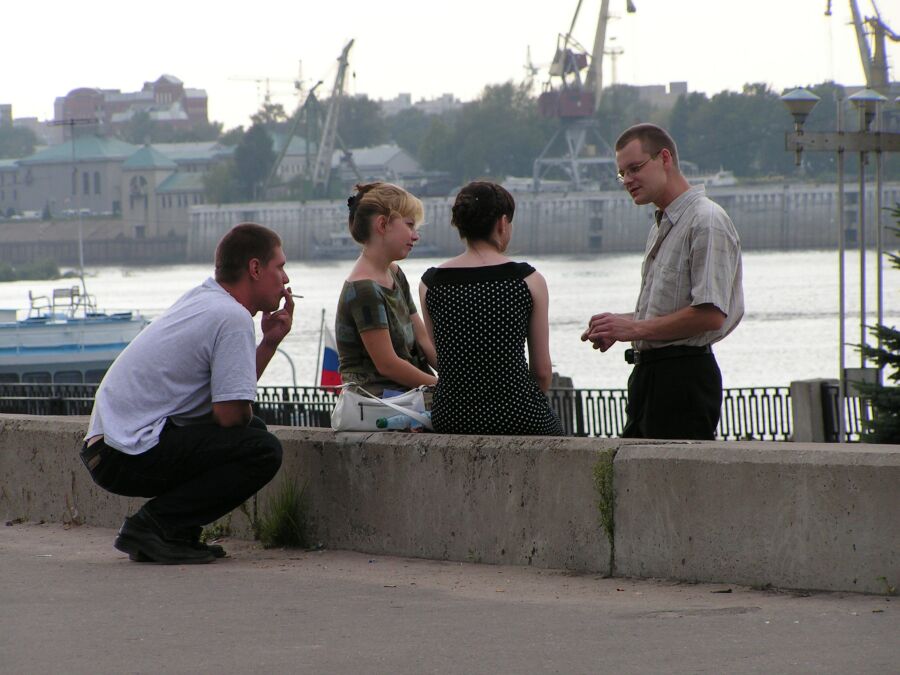 Девченки, ... Познакомимся!?