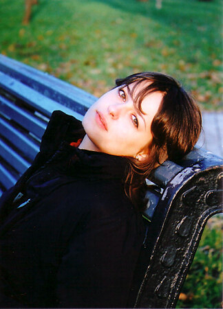 ... быть женщиной на земле...