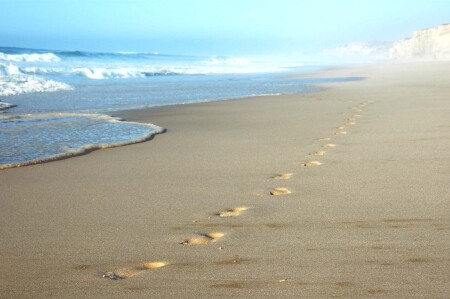 следы на песке...