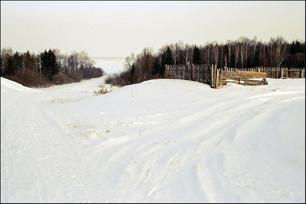 Прошлогодний снег.
