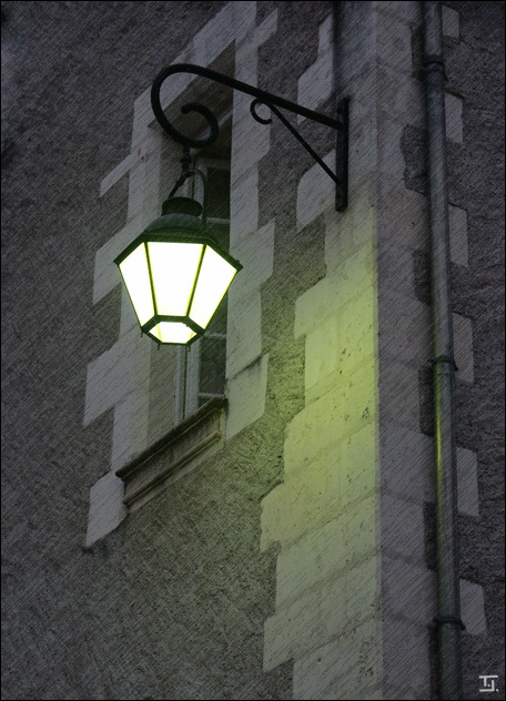 une lueur dans la nuit