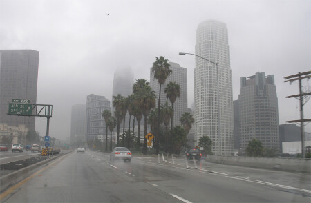 Город и дождь