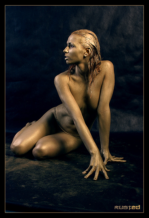 Jenna - Golden predator