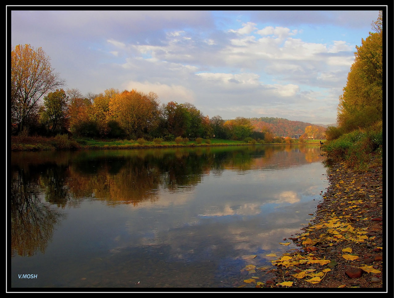 осень на реке